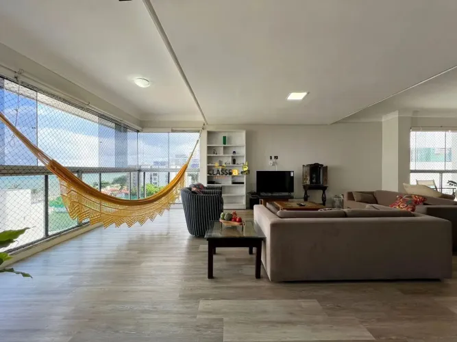 Cobertura com Vista Mar e Piscina Privativa em Candeias | Edf Fontana di Trevi