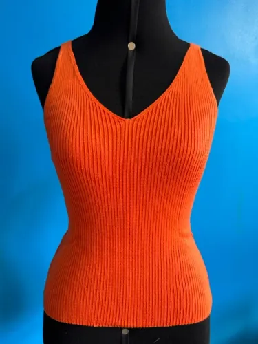Blusa Regata Canelada Trico Decote V Tamanho P Cor Laranja Lisa Feminina Renner