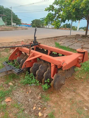 Grade aradora 16 discos 