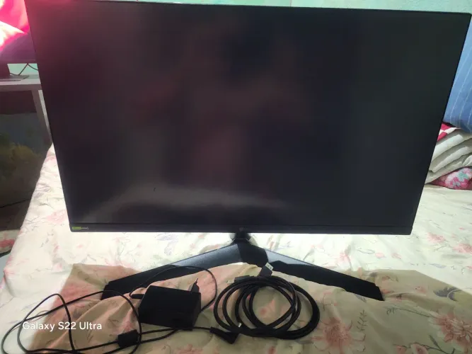 Ótimo oportunidade de adquirir um monitor lg ultragear de 27 polegadas 180hts 