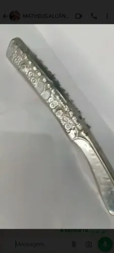 Escova cata migalhas de mesa antiga .