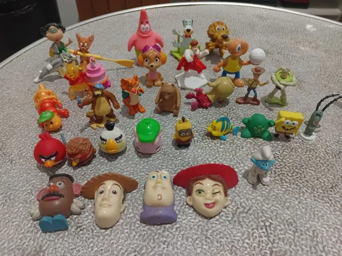 Lote com 32 miniatura