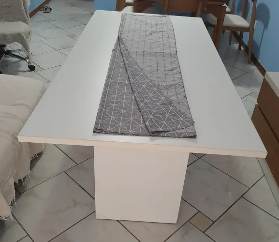 Vendo mesa de 1.75 X 85 cm  