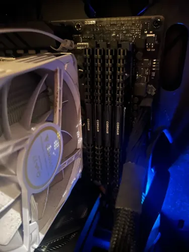 Memória Ram Corsair Vengeance 32gb / Ddr4 / 3200mhz / 2x16gb