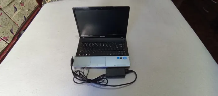 Notebook Samsung i3