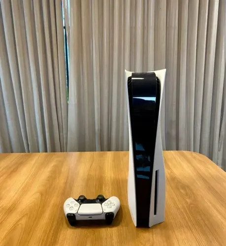 Vendo PS5 com SSD original e mais 2 Teras