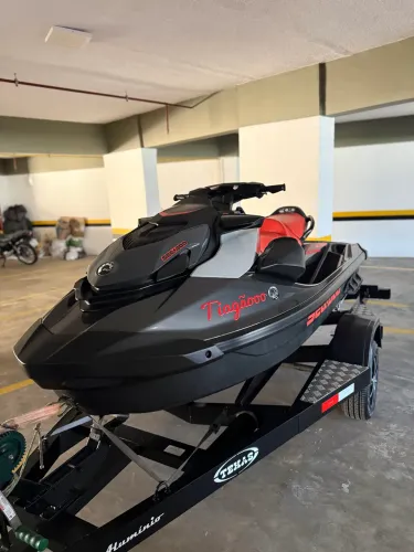 Jetski Seadoo GTI 170 - apenas 40 horas