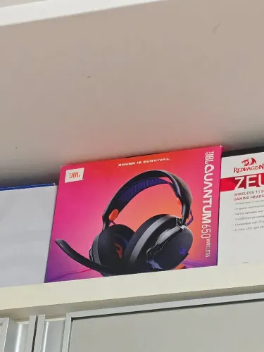 Headset JBL Quantum 650
