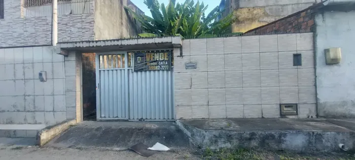 Imóvel para venda tem 105 metros quadrados em Tabuleiro do Martins - Maceió - AL