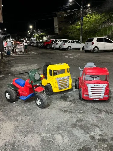 Carro elétrico infantil 