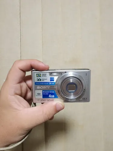 Câmera cyber shot Sony 