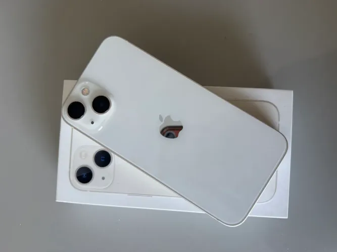iPhone 13