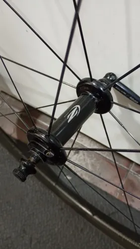 Roda carbono zip tubular
