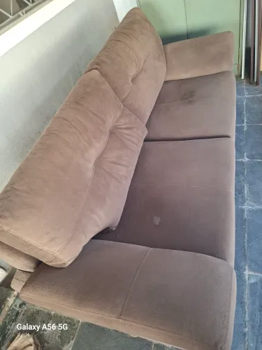 SOFA 3 LUGARES USADO BOM.