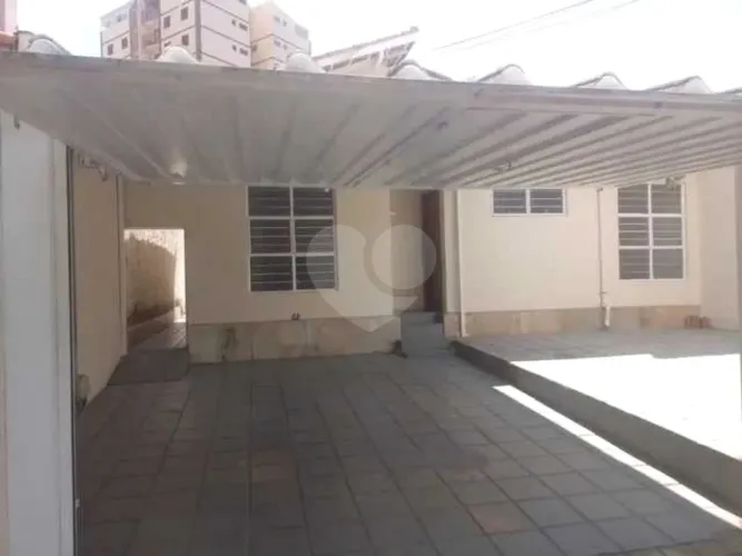 Casa térrea à venda em Sorocaba / 2 dormitórios / Jd Sandra