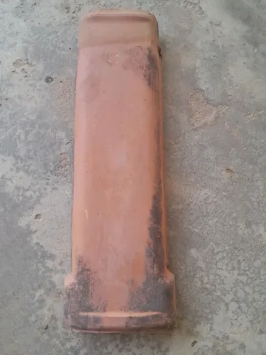 Telha de barro usada