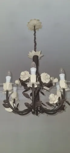 Lustre de ferro estilo provençal 