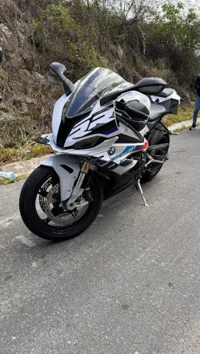 BMW S1000RR M 2024 COM 6.000 KM
