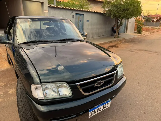 Chevrolet S10 Pick-up Luxe 4.3 V6 CE 1997