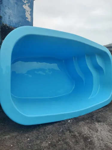 PISCINAS APENAS O TANQUE E CASA DE MÁQUINAS OU COMPLETA E INSTALADAS