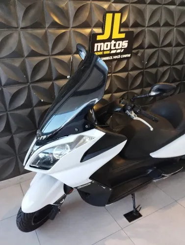 DOWTON 300i ANO 2020 $16.900