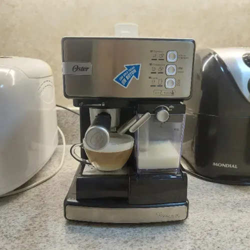 Cafeteira Oster Prima Latte