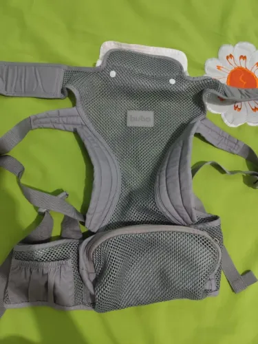 " VENDE -SE UM LINDO GANGURU PARA BEBÊ "