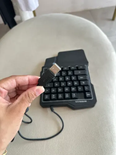 Teclado de mão única