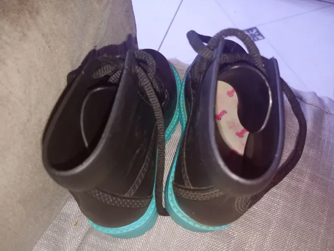 Bota infantil