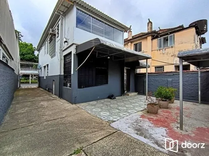 Prédio 3 dormitórios à venda Navegantes Porto Alegre/RS