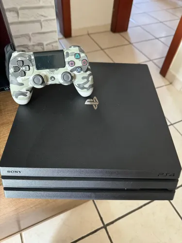 Ps4 Pró impecável com garantia