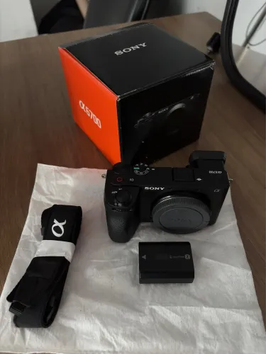 Sony A6700 + CAGE