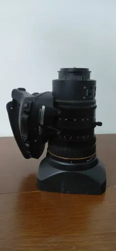 Lente Fujinon XS16 X 5.8A