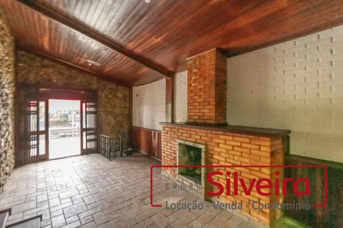 ALUGA - CASA COMERCIAL COM 206m² NA ZONA SUL DE PORTO ALEGRE | EXCELENTE LOCALIZAÇÃO
