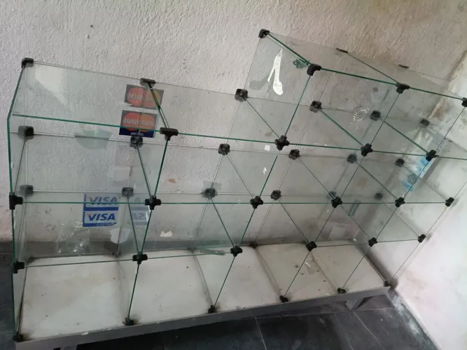 VITRINE DE VIDRO