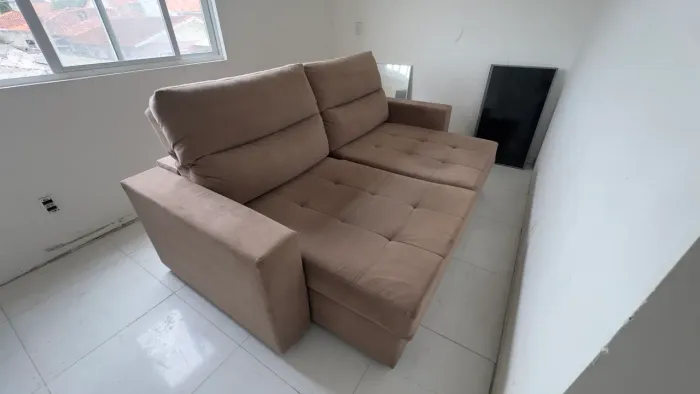 Sofá bem conservado 2,25x1,00 retrátil