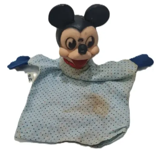 Fantoche de mão vintage do Mickey Mouse, como cabeça de borracha e o corpo de tecido.