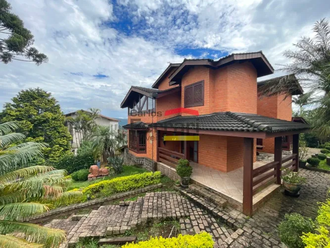 Casa em Condomínio Fechado Serra da Cantareira !