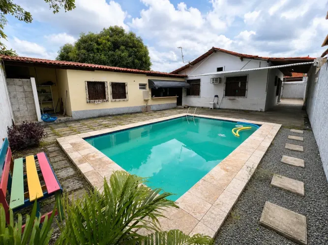 Casa para Alugar com Piscina | 4 Quartos | Cohajap | R$3.800