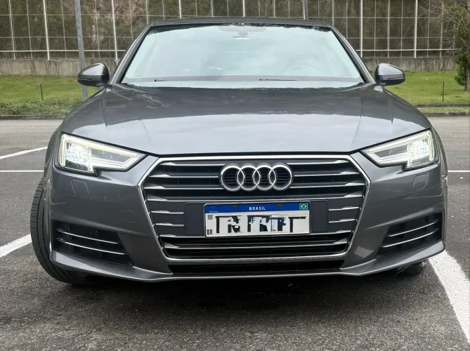 Audi A4 Launch Edition 2.0 TFSI 190cv S Troni 2016