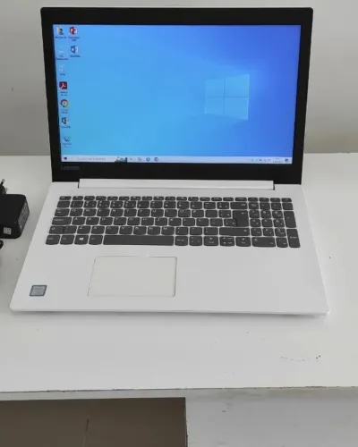 Lenovo Ideapad 320-15IKB i5 8ª 4GB RAM SSD 256GB Tela 15,6" HD