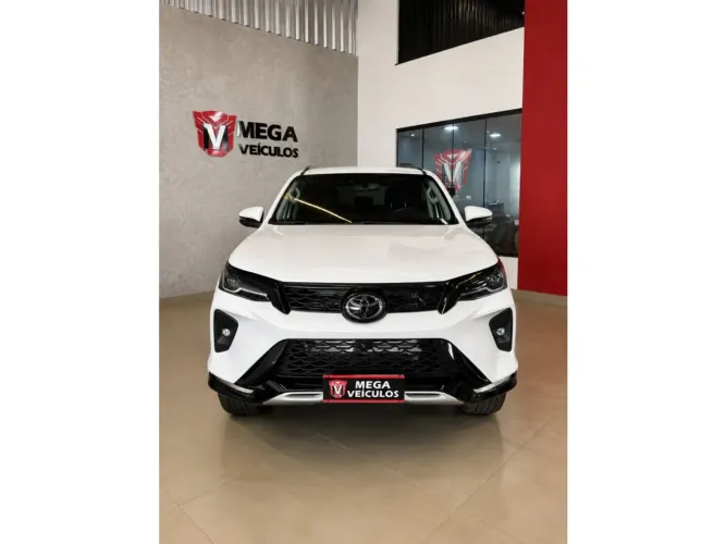 Toyota Hilux SW4 4X4 2.8 Diesel 2024