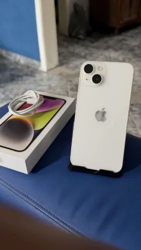 ? iPhone 14 - 256GB - Branco