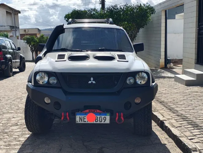 Mitsubishi L200 GL 2.5 4X4 CD Diesel 2009