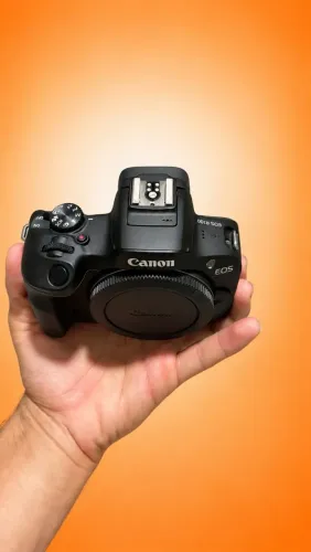 Canon R100 (Novíssima Excelente)