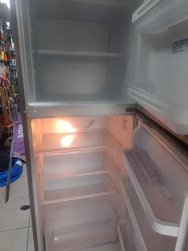 Geladeira Electrolux 475 LTS 