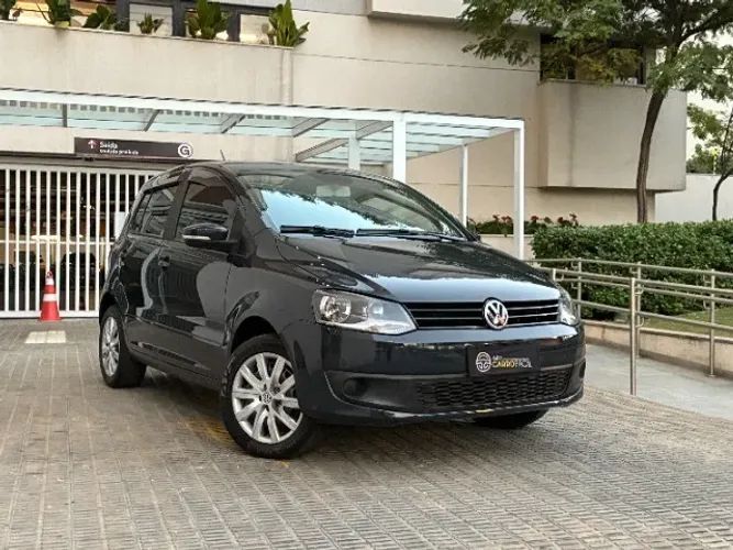 Volkswagen Fox 1.0 MI Total Flex 8V 5P 2013