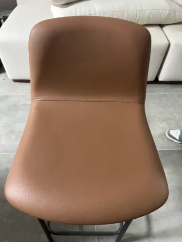 4 Banqueta Alta Estofada Caramelo com Estrutura Preta - Excelente Estado