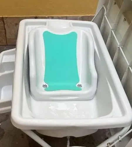 Banheira de bebe