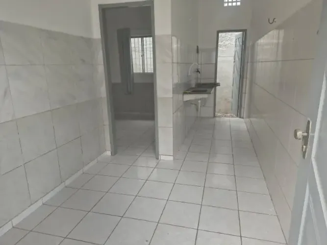 Kitnet prox. ao ASSAÍ da BR